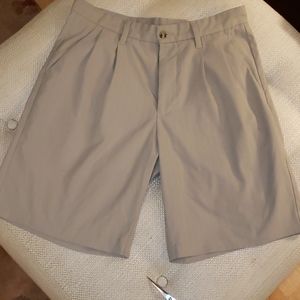 ASHWORTH Dad Shorts🧍Pleated Front Men's Khaki Shorts Size 30 Men's 19" Length